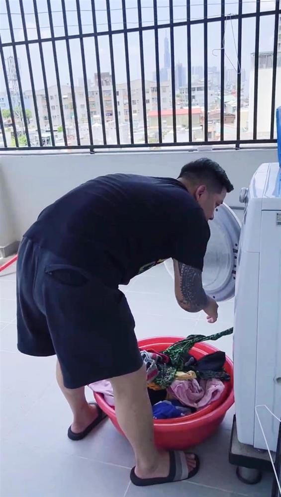 Tin showbiz Việt ngày 4/7: Việt Anh bất ngờ khoe vợ cuối-3