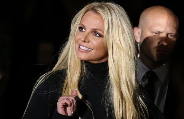 Britney Spears tố cáo quản lý cũ chiếm đoạt 18 triệu USD từ tiền bảo hộ-1