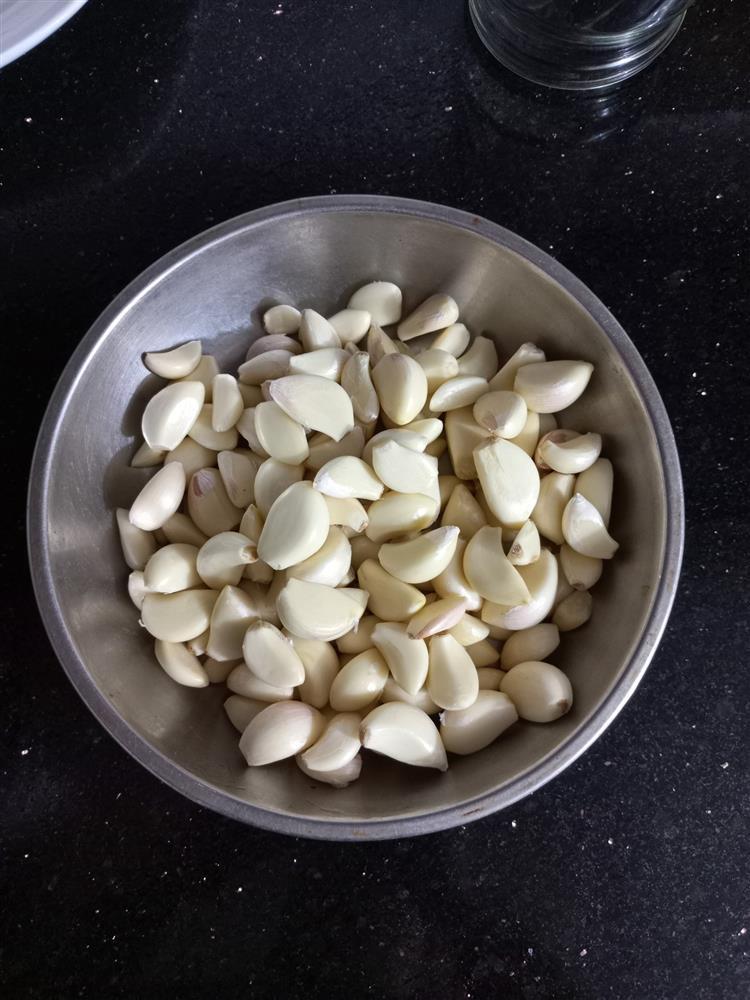 Tỏi ngâm giấm không bị xanh, không nổi váng chỉ với 3 bước đơn giản-4