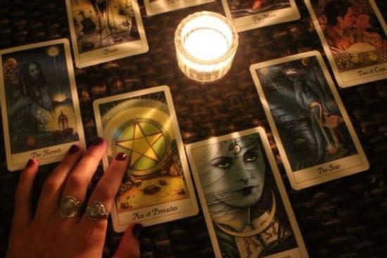 Bói bài Tarot thứ 3 ngày 5/7/2022: Sẵn sàng tăng lương, thăng chức