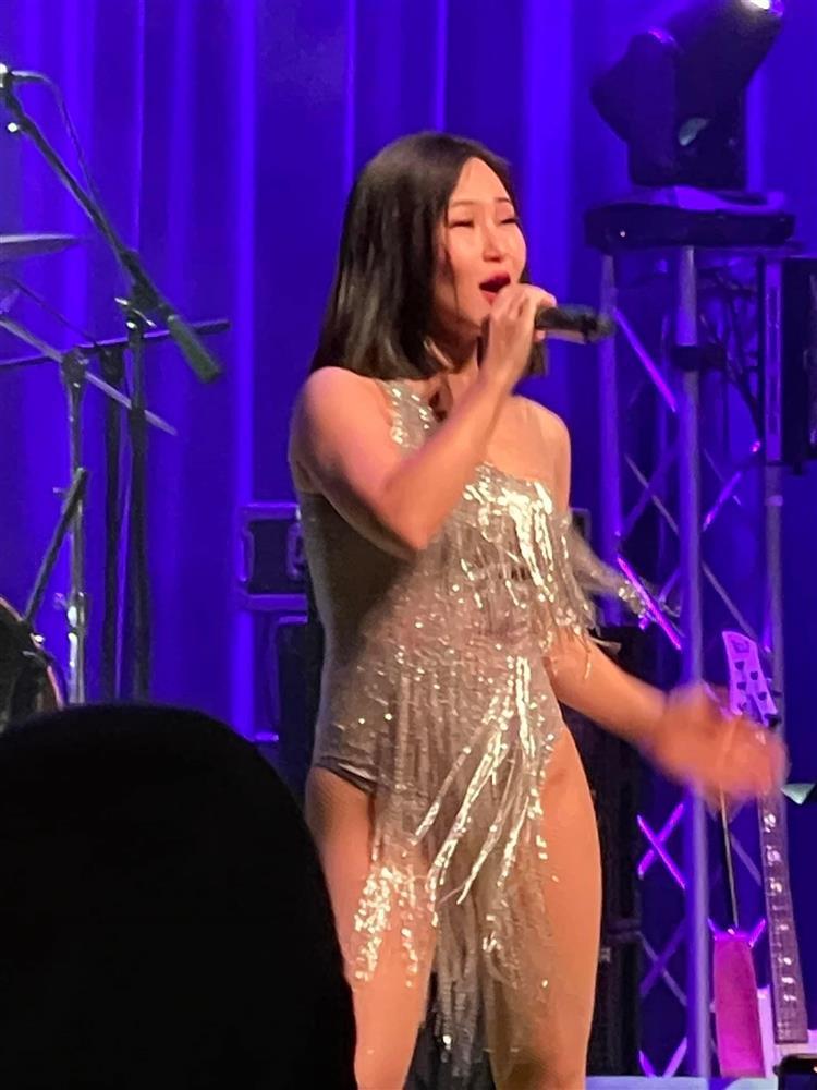 Hương Tràm bị body shaming, netizen bênh: Miễn hát live hay là được-3