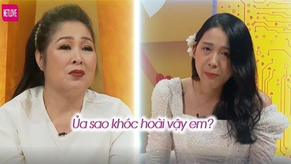 Quen trẻ trâu qua mạng, gái xinh vớ được chồng trẻ cực phẩm-7