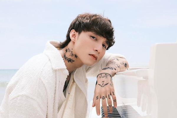 Trước Sơn Tùng, đây là chàng trai đạt nút kim cương YouTube-4