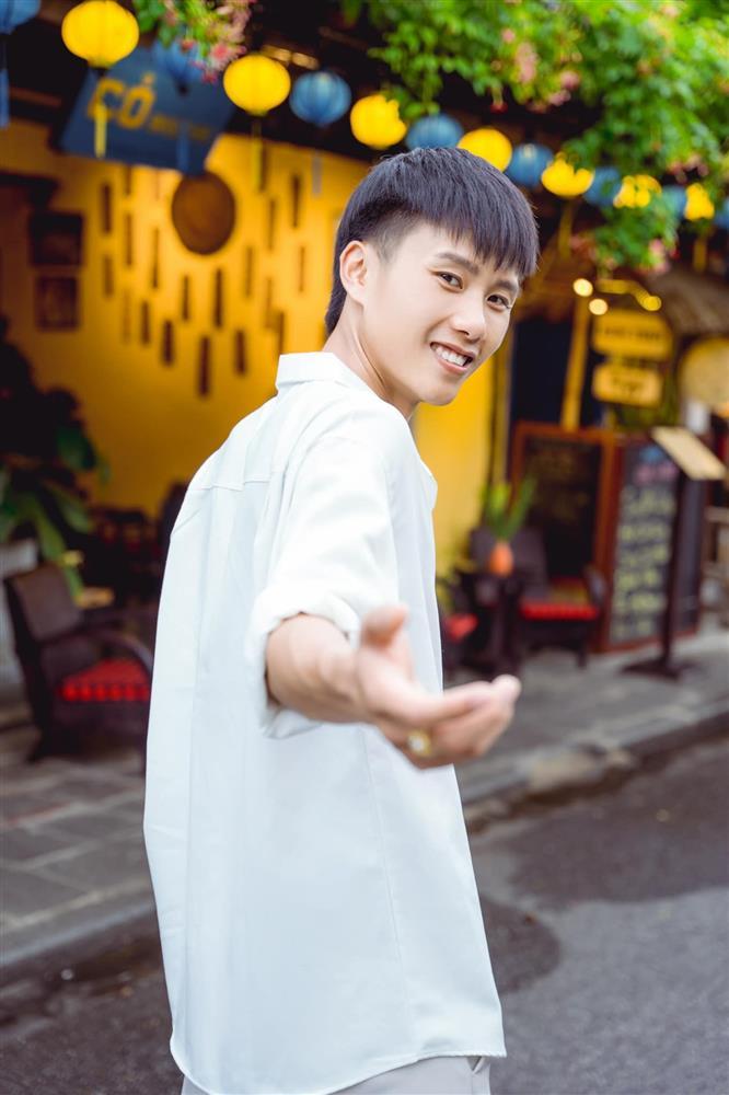 Giật mình hot Tiktok Đạt Villa bị chụp lén, khác xa ảnh sống ảo-3