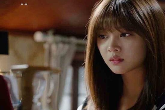 Tưởng chồng là 'trai bao', tôi bật khóc và xấu hổ khi biết sự thật