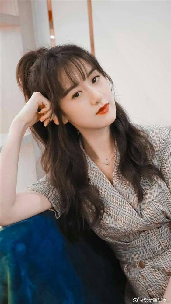 Netizen bóc tội Viên Băng Nghiên: Diễn xuất đơ cứng, đam mê tạo phốt-1