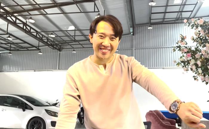 Vợ cầm 10 triệu đi làm đầu, Trấn Thành quất luôn đồng hồ 1 tỷ 3-5