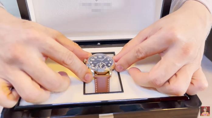 Vợ cầm 10 triệu đi làm đầu, Trấn Thành quất luôn đồng hồ 1 tỷ 3-6