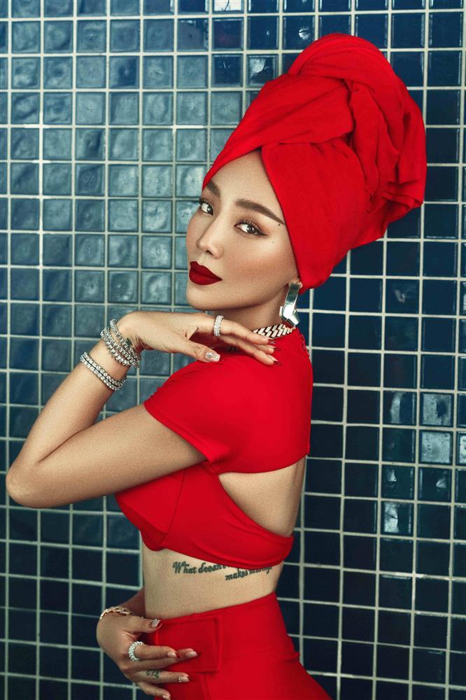 Phản ứng lạ của Tóc Tiên khi dân mạng tranh cãi MV mới đạo nhái-2