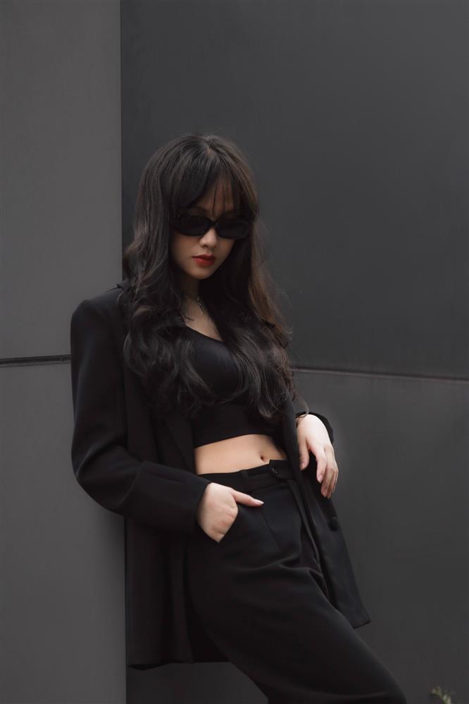 Bạn gái Nhâm Mạnh Dũng có gì mà được khuyên thi Hoa hậu?-6