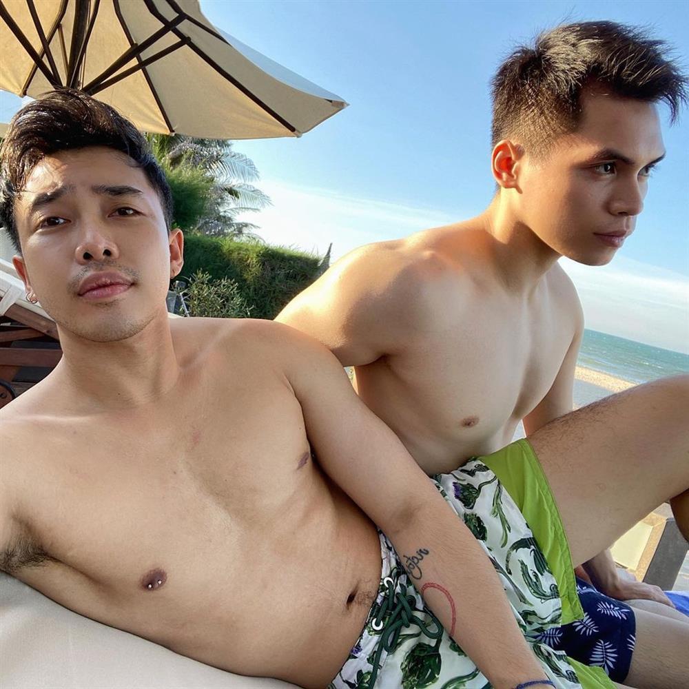 Stylist Hoàng Ku lần đầu công khai bạn trai đồng giới-2