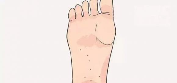 Sở hữu 1 trong 6 nốt ruồi hậu vận nở hoa, công thành danh toại-2