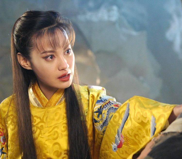 Ác nữ đẹp nhất xứ Trung tàn phai nhan sắc vì dao kéo-2