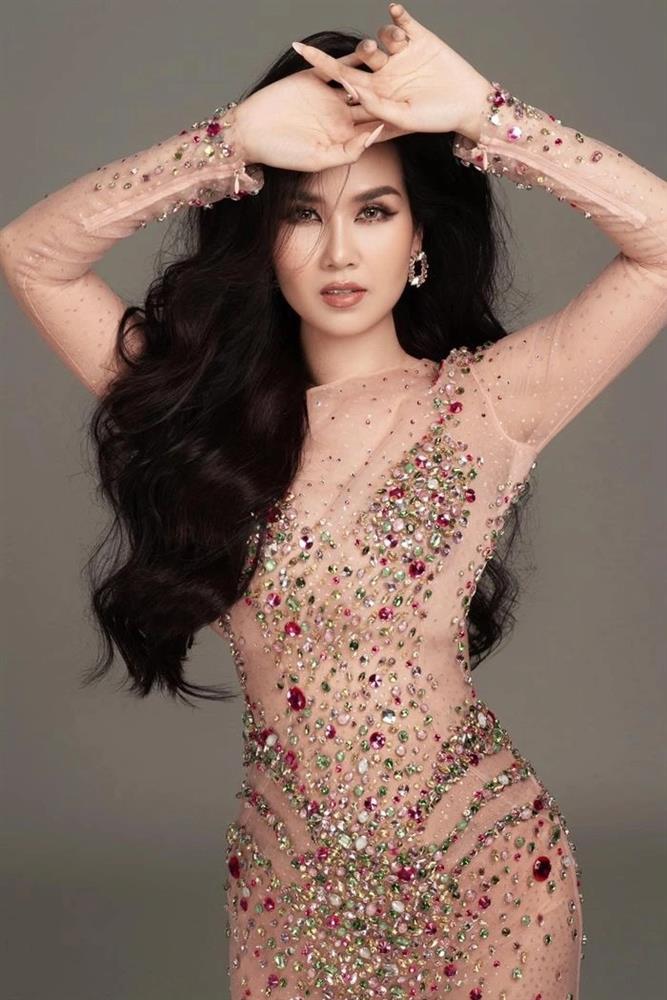 Giảm gần 10kg 2 tuần sau sinh, Võ Hạ Trâm được các mẹ bỉm xin vía-1