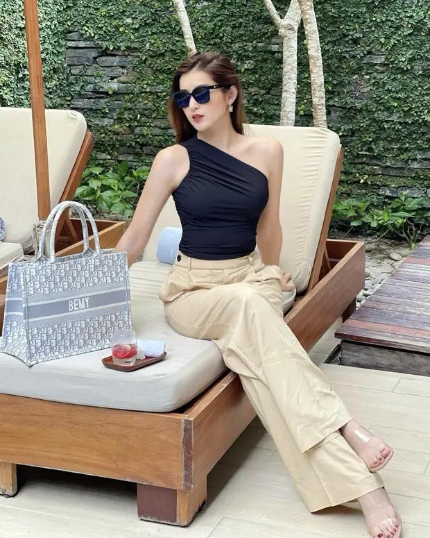 Vừa sang, ngầu như sao Việt lại dễ mix đồ, đích thị là quần màu be-3