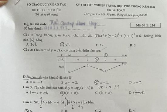 Đề môn Toán thi tốt nghiệp THPT 2022
