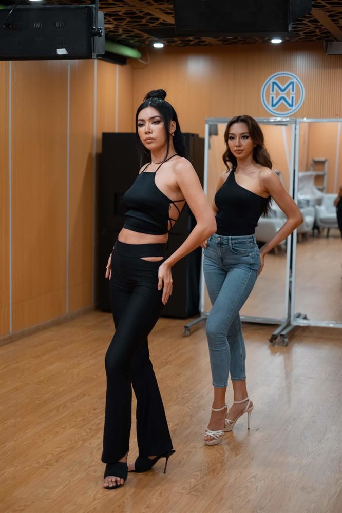 Đụng hàng học trò Thùy Tiên, Minh Tú mất điểm vì mỡ nách-11