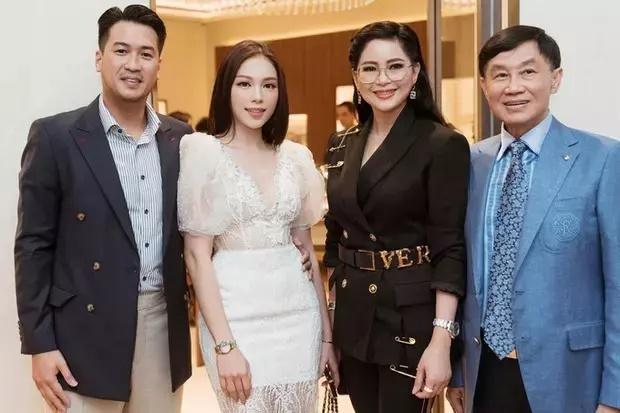 Phillip Nguyễn đánh động về siêu đám cưới với Linh Rin-3