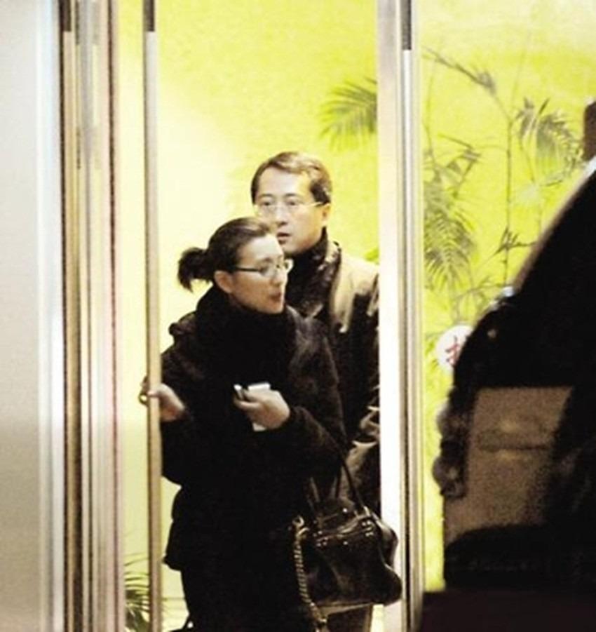 Như Ý - Cát Tường: Người chỉ cưới đại gia, người chung tình bạn trai kém nổi-5