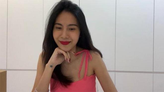 Thủy Tiên tái xuất mạng xã hội với mặt mộc chỉ tô son-2