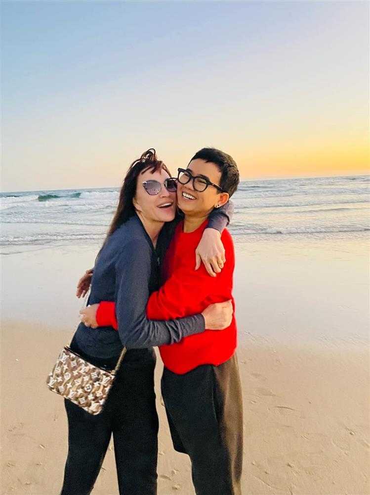 Thanh Hà - Phương Uyên liên tục xả ảnh tình tứ trước thềm đám cưới-9