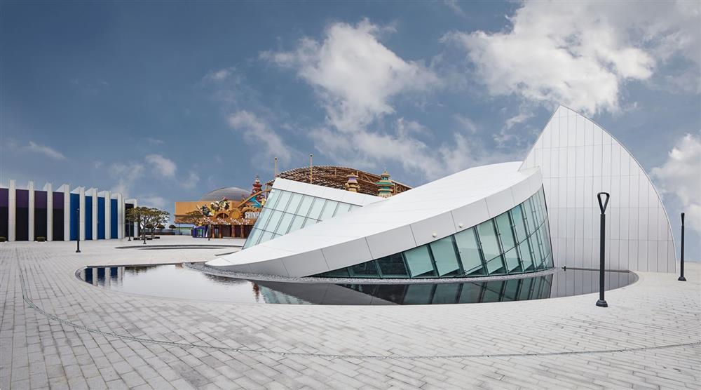 Cùng mở quán cà phê, vì sao vợ chồng Lee Hyori bị chỉ trích còn G-Dragon thì không?-4