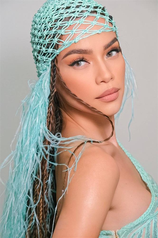 Leon mải cày view mặc Hồ Ngọc Hà gọi khản cổ-4