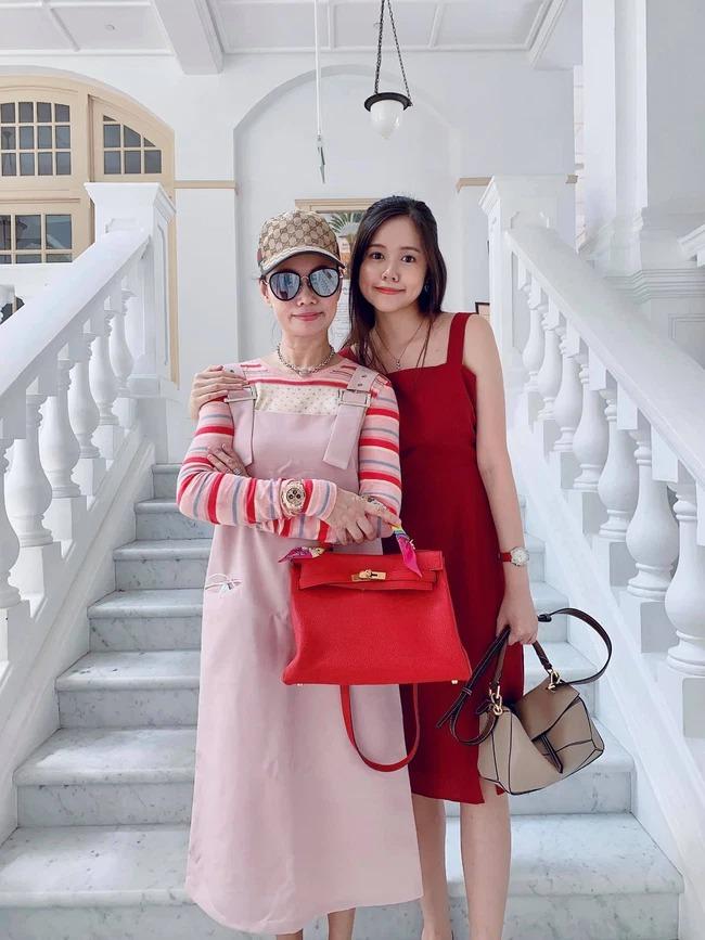 Mẹ Matt Liu mê shopping hàng hiệu nhưng hóa ra lại rất tiết kiệm-4