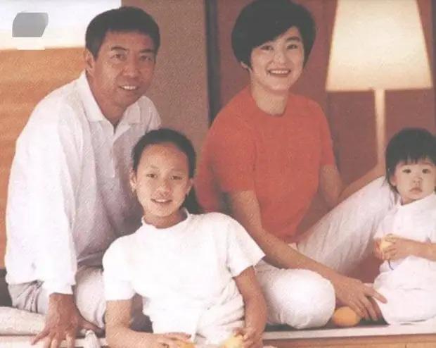 Lâm Thanh Hà: Mỹ nhân đẹp nức tiếng, ghi dấu ấn bằng những lần giả trai-4