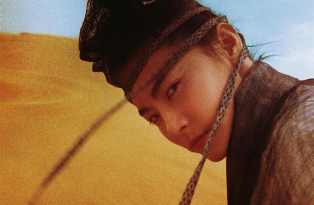 Lâm Thanh Hà: Mỹ nhân đẹp nức tiếng, ghi dấu ấn bằng những lần giả trai-9