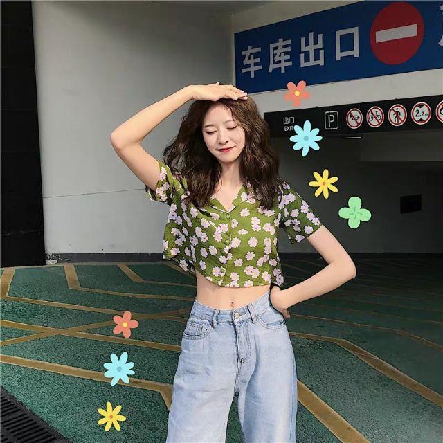 Tỏa sáng phong cách với áo sơ mi họa tiết đậm chất hè-4