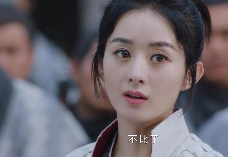 Sao Hoa ngữ biến dạng vì vấn nạn cà da, bóp mặt quá đà-3