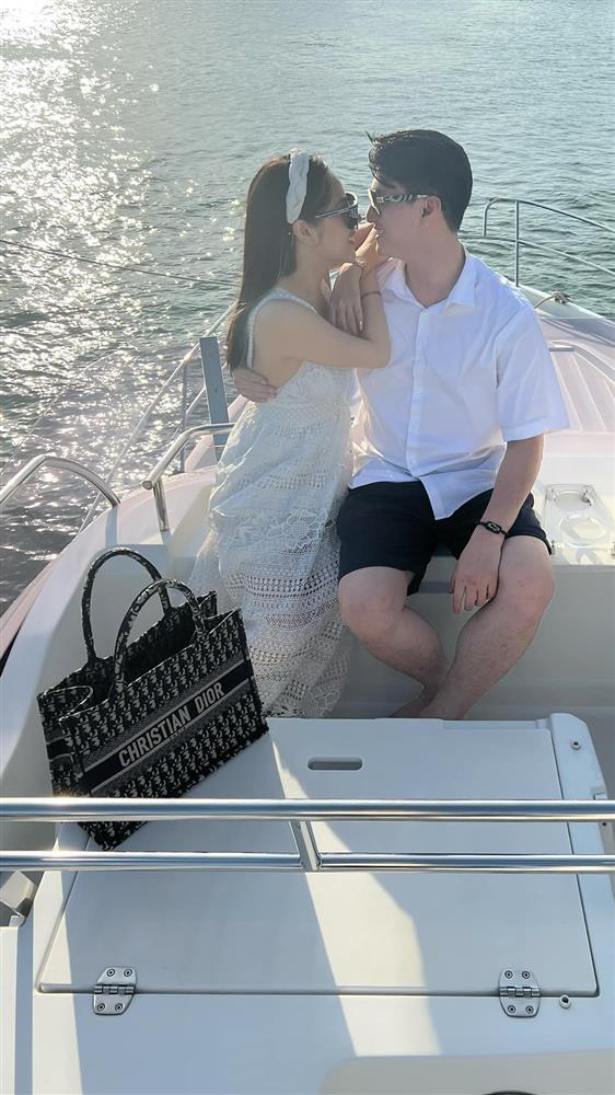 Bạn gái Huỳnh Anh gây hú hồn với clip bọn mình chấm hết-5