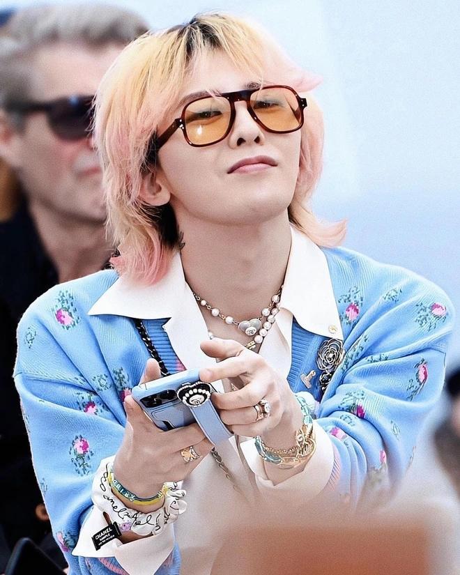 G-Dragon bất ngờ hẹn ăn tối riêng với Lisa, khoe cả ảnh bên em út BLACKPINK-3