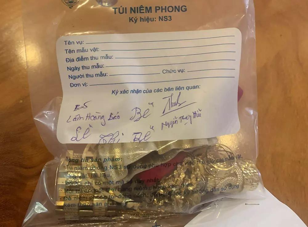Thủ đoạn ‘quái’ của băng siêu trộm khiến chủ tiệm vàng khiếp sợ-3