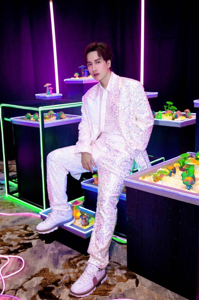 Học trò GenZ của Hoàng Thùy Linh bỏ gần 10 tỷ làm MV-3