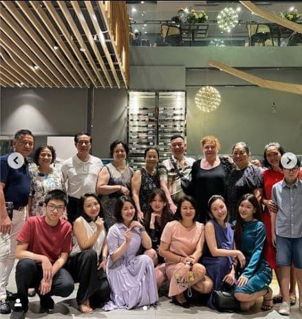 Về Việt Nam, bố mẹ Văn Lâm đối xử ra sao với con dâu Yến Xuân?-1