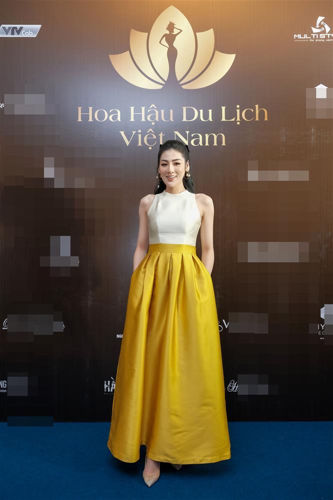 Tú Anh, Jennifer Phạm đọ sắc bất phân thắng bại tại Hoa hậu Du Lịch VN-2