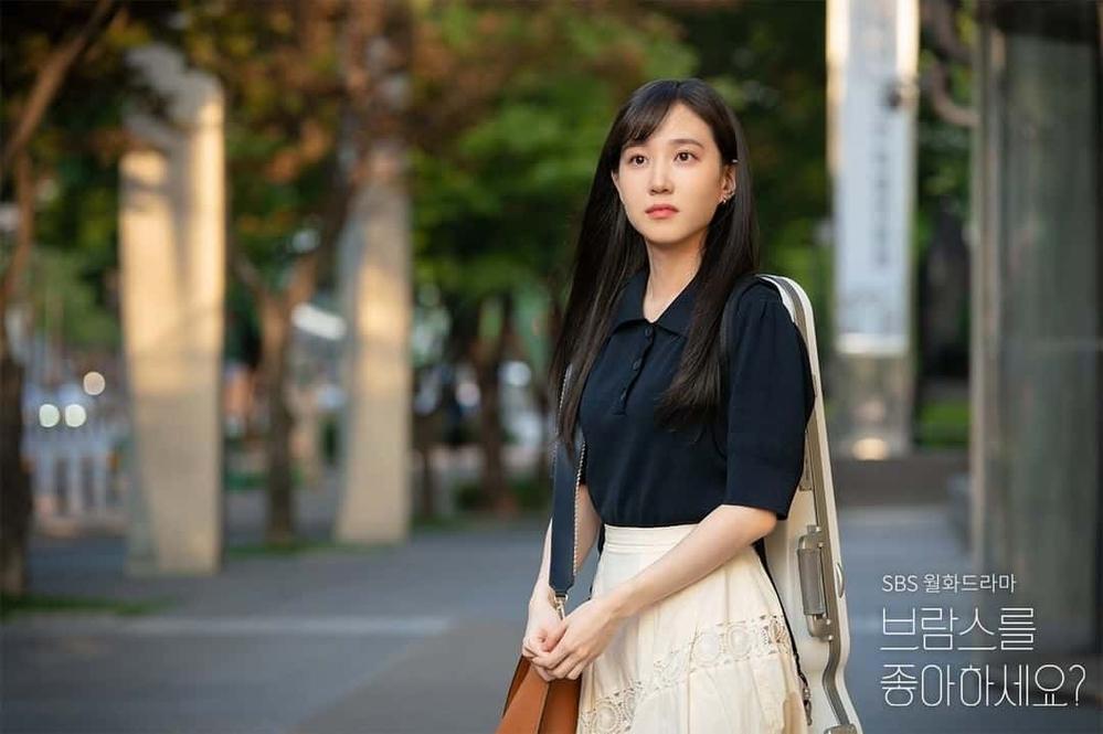 Luật sư tự kỷ Park Eun Bin:  tự gánh phim mà chẳng cần nam thần đình đám-10