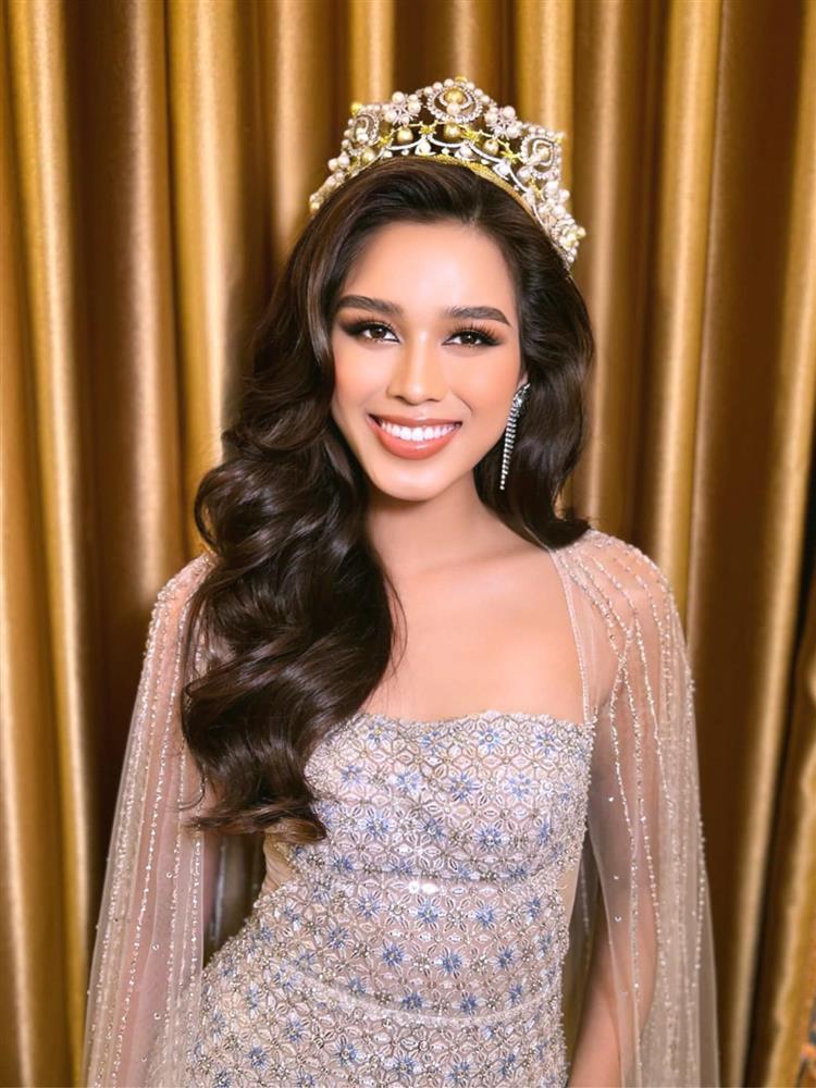 Bị chê mặt lưỡi cày, Đỗ Thị Hà đáp trả 3 từ thâm thúy-9