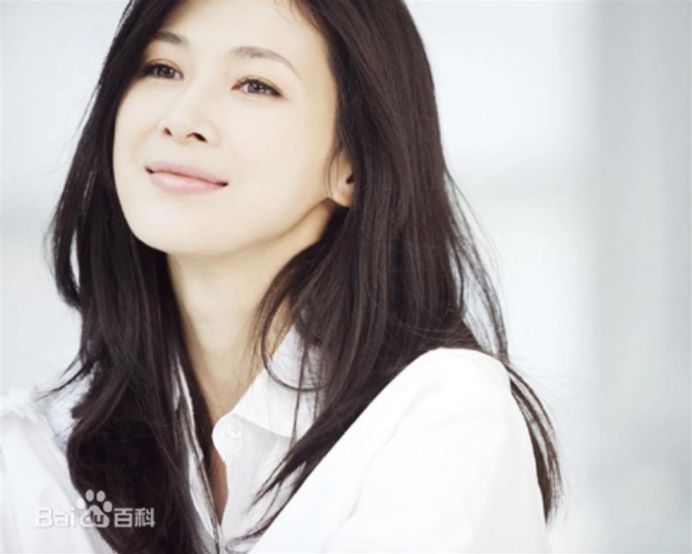 Sao nữ bỏ tình nghèo lấy đại gia, giờ gánh nợ gần 500 tỷ-1