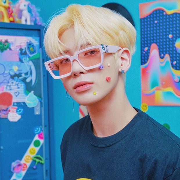 Loạt thần tượng đẹp tựa đồ họa máy tính: Karina và V miễn bàn-5