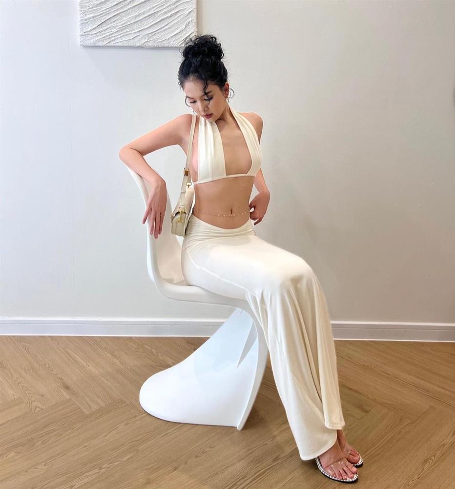 Ngọc Trinh thả rông mặc kệ bị chê - Lệ Quyên gầy hóp má-6