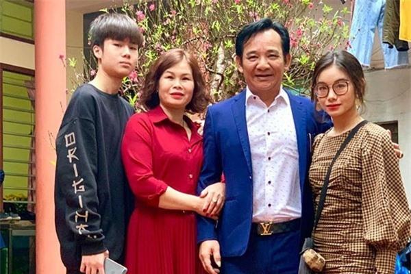 Những vị trưởng thôn phim Việt: Người đi liền với danh xưng, người vất vả với đời thực-9