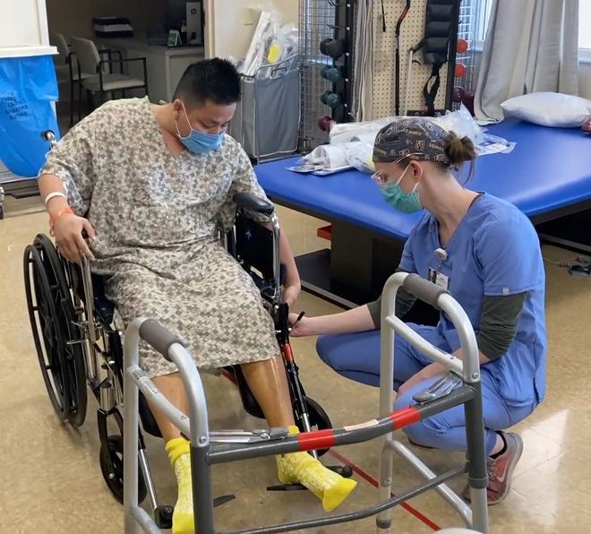 Chiều cao tăng liên tục, Khoa Pug vung tiền ăn ngon, sắm đồ hiệu-3