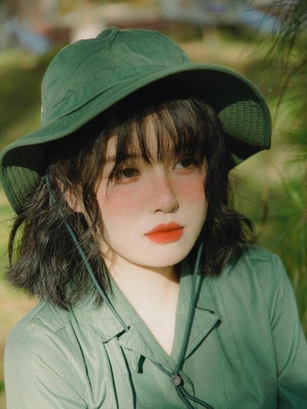 Nữ sinh gây ‘xao xuyến’ với nhan sắc ngọt ngào trong kỳ học quân sự-8