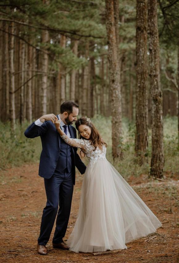 Ảnh cưới chất chơi của em gái Hà Anh trước khi hủy hôn chồng Tây-7