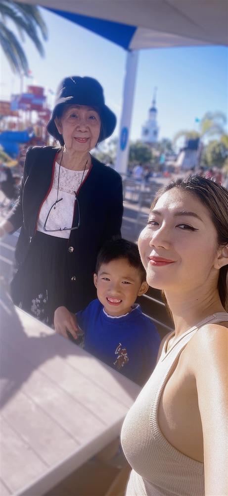 Tin showbiz Việt ngày 10/7: Lê Dương Bảo Lâm khoe ảnh vào viện tâm thần-10