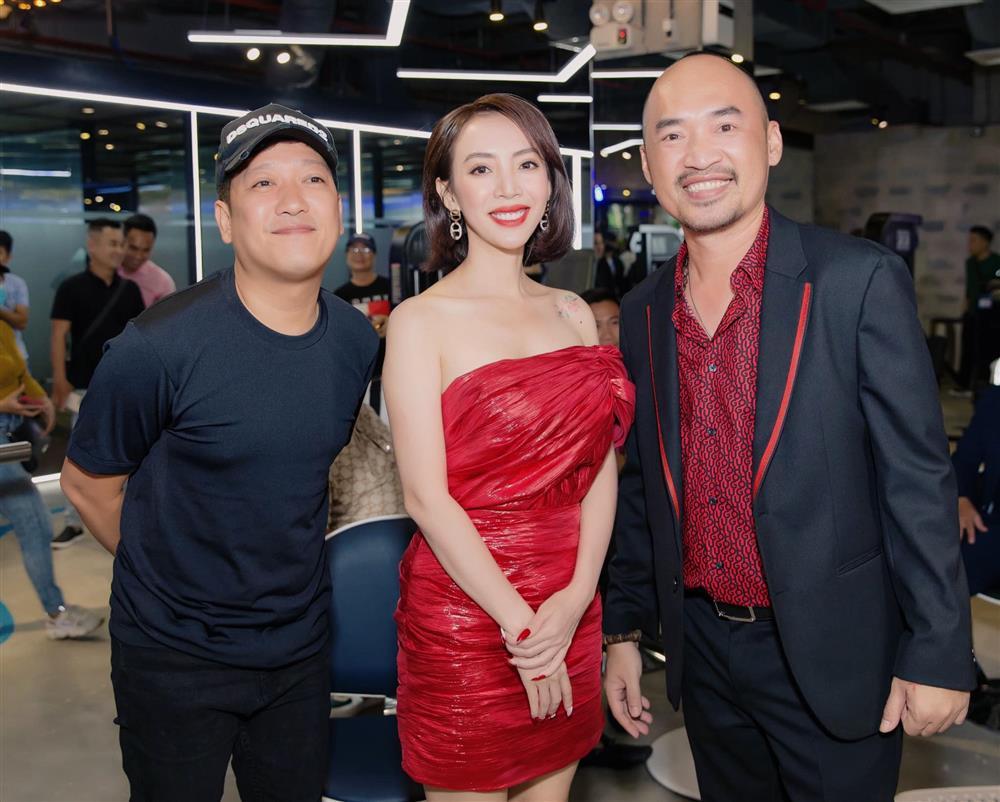 Tin showbiz Việt ngày 10/7: Lê Dương Bảo Lâm khoe ảnh vào viện tâm thần-12