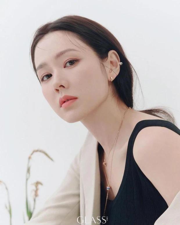 Son Ye Jin từng 4 lần từ chối toàn bom tấn-1